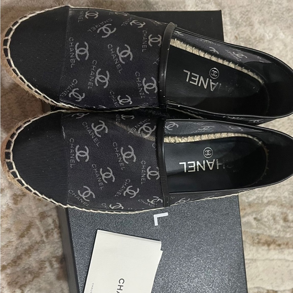 Authentic Womens Chanel shoes